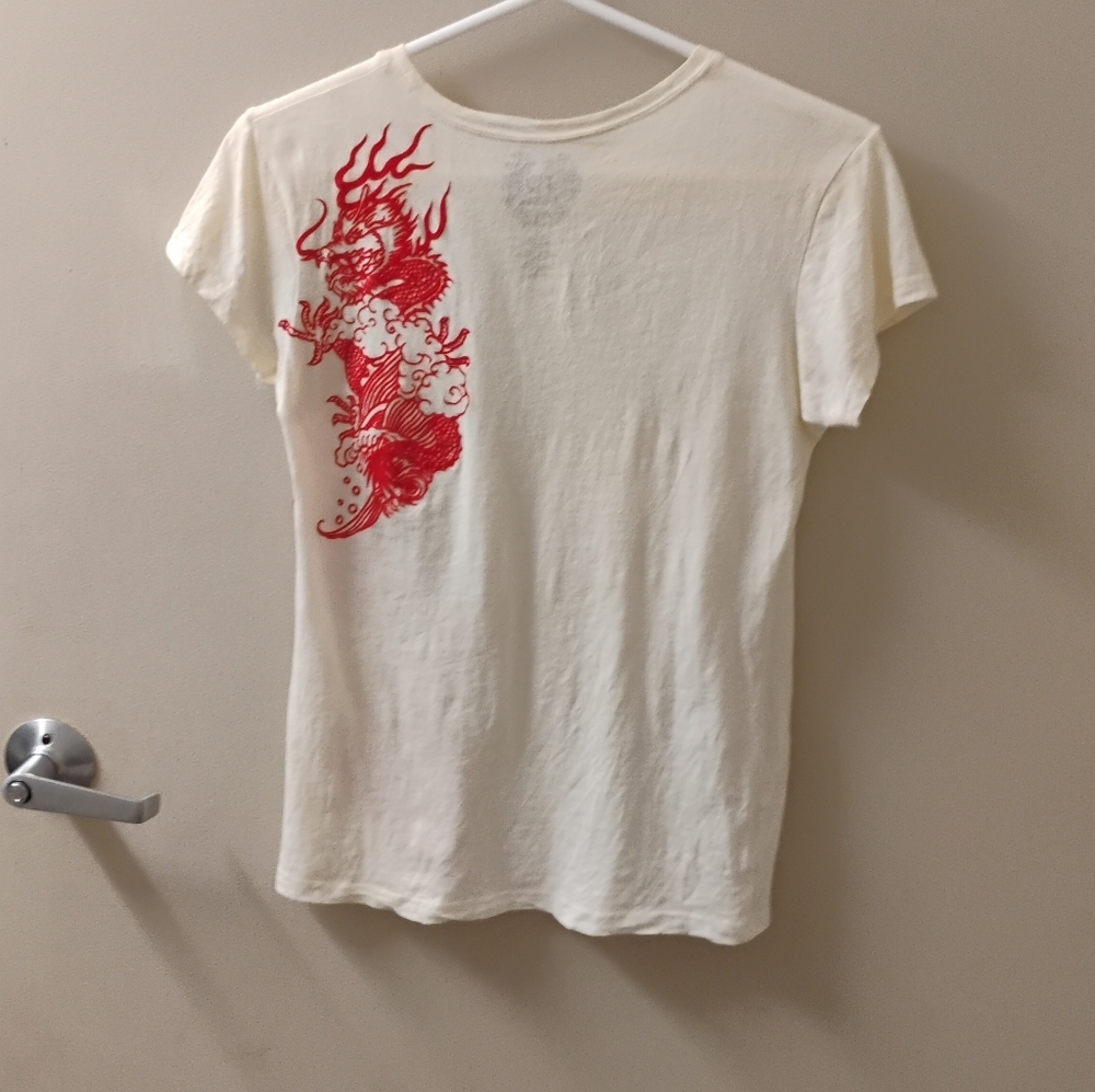 BB Dakota Cream Short Sleeve Tee with Red Dragon Graphic